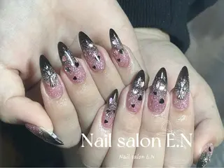 ネイル E.N🦋 長さ出し/持ち込みのネイルデザイン