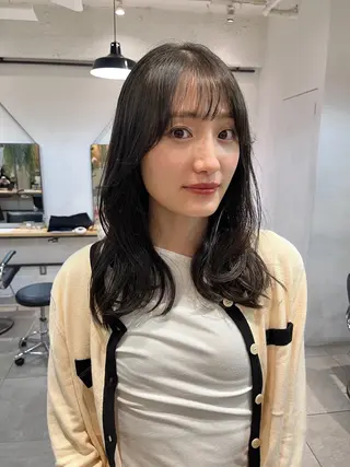 ミディアム カラー ナチュラルなhair / ヨシダトモキのヘアスタイル