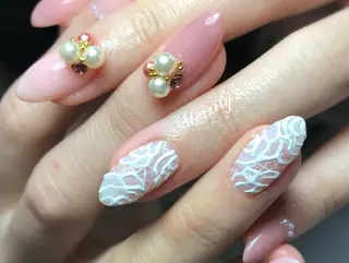 ネイル Merrily's所属・Merrily's Hagi Minaのネイルデザイン