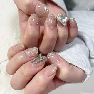 ネイル nail.gorin所属・吉村 優子のネイルデザイン