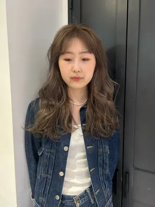 ロング カラー パーマ レイヤー/透明感/ ブリーチなし/わかなのヘアスタイル