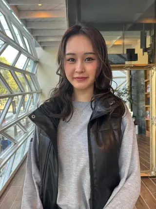 ロング ヘアアレンジ 村上 輝のヘアスタイル