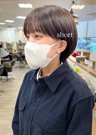 ショート カラー 初めてのショート お任せください✂️のヘアスタイル