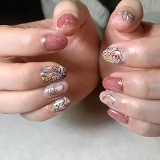 ネイル atelier　FIORITURA所属・FIORITURA aiのネイルデザイン