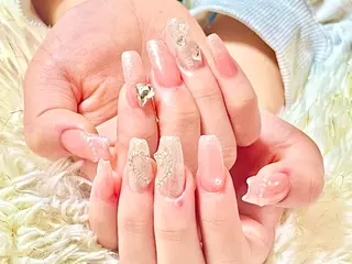 ネイル hohomi .のネイルデザイン