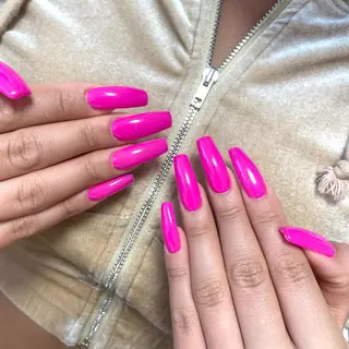 ネイル Beauty Salon amour所属・Seven's / NANAのネイルデザイン