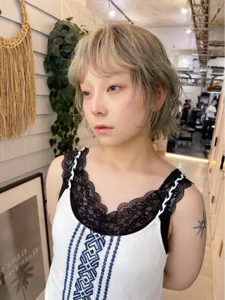 ミディアム カラー AiM 大名　似合わせカットのヘアスタイル