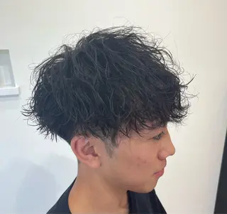 ショート パーマ メンズ 【店長】メンズ職人 短髪　ハイトーン🔥のヘアスタイル