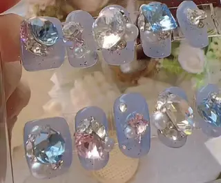 ネイル N. サロン所属・Theone栄店 田口のネイルデザイン