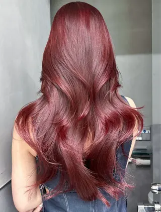 ロング カラー ITbyALBUM藤沢店所属・IT by ALBUM立川のヘアスタイル