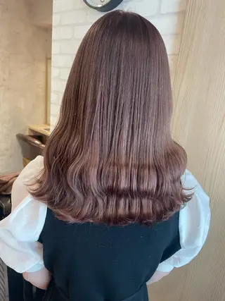 セミロング 🦄艶カラー×韓国 NANA💎🐬のヘアスタイル