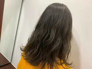 ミディアム カラー SOYON 🤍CHIZU🤍.のヘアスタイル