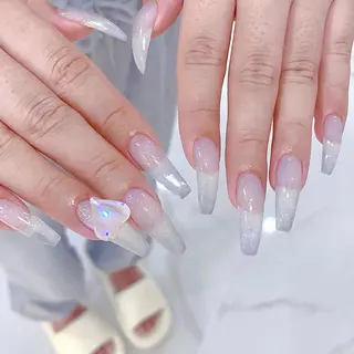 ネイル FLY Nail Salonのネイルデザイン