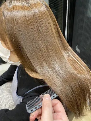 ロング 深夜まで営業中‼️ レム髪質改善のヘアスタイル