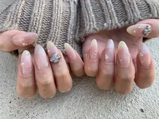 ロング ネイル ✴︎ Delightのネイルデザイン