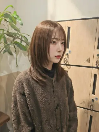 セミロング 髪質改善/レイヤー/ ボブ/井上　陽のヘアスタイル