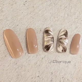 ネイル Eri 歴8年 / 南森町ネイル💅のネイルデザイン