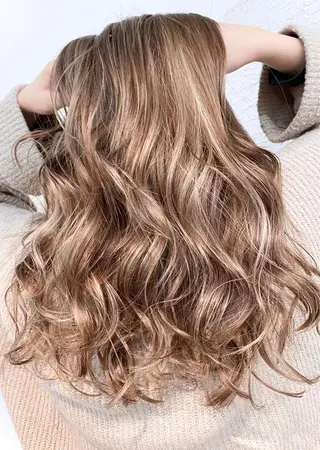 ロング カラー 最高峰の技術力☆ 樋口健人のヘアスタイル