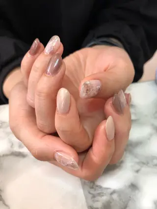 ネイル juedi nail(木曜日のネイル)所属・juedi nail 〜木曜日のネイル〜のネイルデザイン