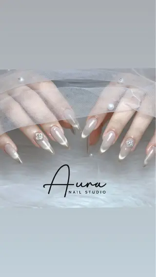 ネイル Aura Nail Studioのネイルデザイン