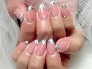 ミディアム Conjunim MAMI🎀✨のネイルデザイン