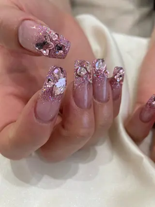 ネイル Threee所属・Threee. Misakiのネイルデザイン