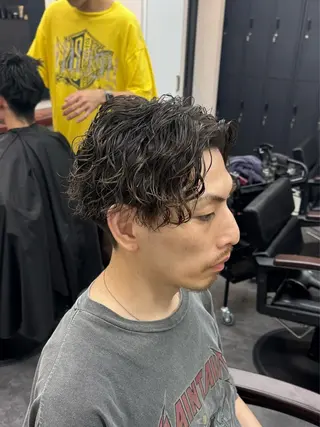 ミディアム パーマ メンズ 柏メンズカットパーマ NO.1タイチのヘアスタイル