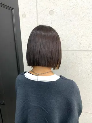 ショート レイヤー ハイトーン 暖色⭐︎KANAKOのヘアスタイル