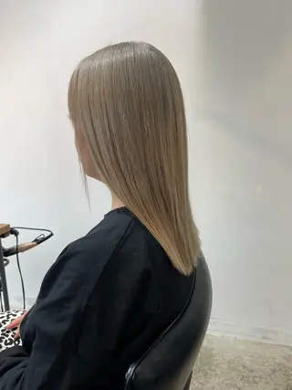 セミロング 《nico》 髙橋秋花🖤🧡のヘアスタイル