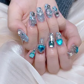 ネイル 🫧NUR NAIL✨のネイルデザイン