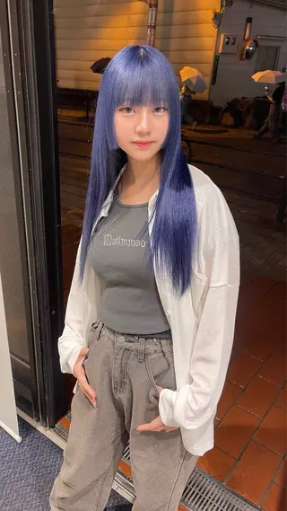 ロング 福山 晴香のヘアスタイル