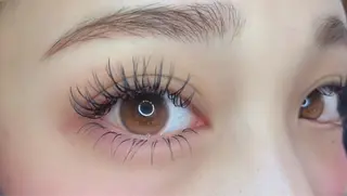 マツエク・マツパ SESUNNY セサ二ー　SAYAのマツエク・マツパデザイン