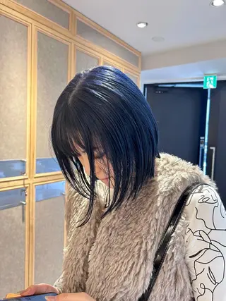 カラー miko🪽地毛風/ ハイトーン/レイヤーのヘアスタイル