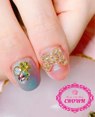 ネイル CROWN プライベートサロンのネイルデザイン