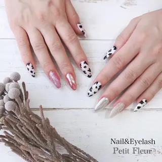 ネイル Petit Fleur所属・青柳 亜梨奈のマツエク・マツパデザイン