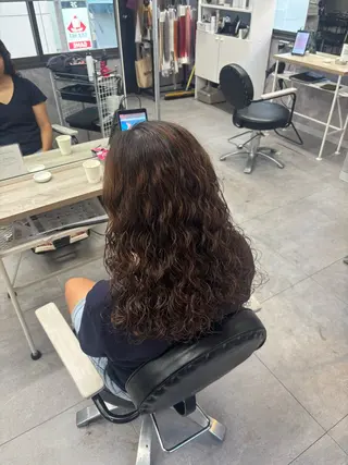 ロング パーマ Riko🐰💗／ モテ艶髪《本厚木》のヘアスタイル