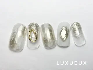 ネイル LUXUEUX春日店所属・LUXUEUX春日店 (ルクソー)のネイルデザイン