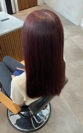 カラー ANGELICA 國吉　日向のヘアスタイル