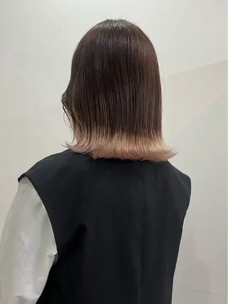 ミディアム カラー 切りっぱなしボブ/ ブリーチカラー/大塚のヘアスタイル