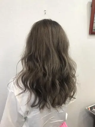 ロング カラー a-o横浜所属・色落ちまでキレイに！ ！女性サロンのヘアスタイル