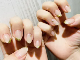 ネイル 13日3980円‼️ マグもデザインも◎のネイルデザイン