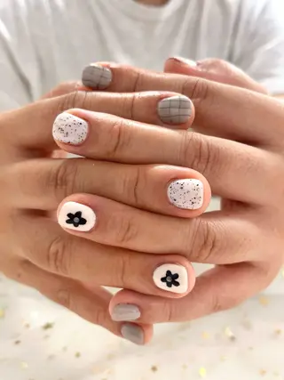 ネイル Julyネイルサロン所属・Ou uのネイルデザイン