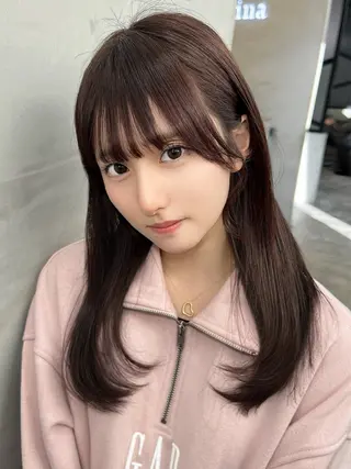 セミロング カラー 艶髪/艶カラー/韓国 髪質改善/縮毛矯正のヘアスタイル