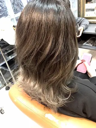 ミディアム カラー パーマ 小顔カット✨ 透明感カラー/村上のヘアスタイル