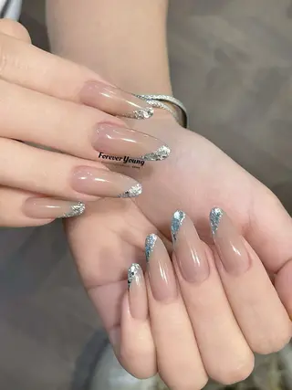 ネイル Nail salon  recess池袋所属・惠 美奈のネイルデザイン