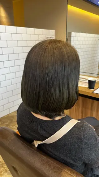 カラー 坂下 かのんのヘアスタイル
