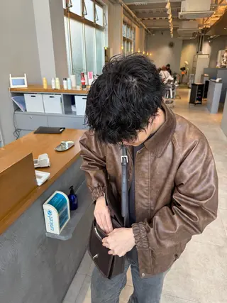 パーマ メンズ 石原圭悟 /ショート/艶カラーのヘアスタイル