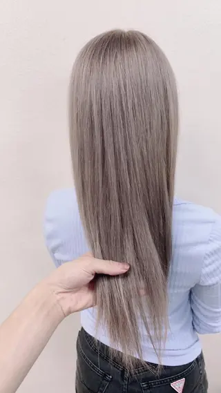 セミロング サロウィン新宿三丁目East所属・💕冬モテ×上品色気 モテヘア💕山田航介のヘアスタイル