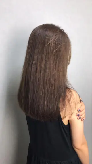 ロング カラー L’atelier BROCANTE (ラトリエ ブロカント)所属・BROCANTE立川 karasawa.nのヘアスタイル