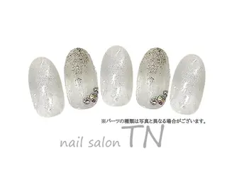 ミディアム 矢川 まどかのネイルデザイン